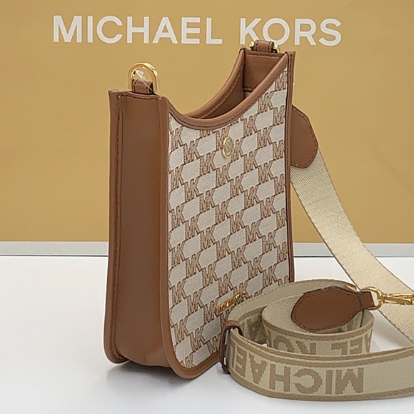 MICHAEL KORS Briley Small Logo Messenger Xbody Bag LUGGAGE MULTI COLOR - Picture 11 of 16